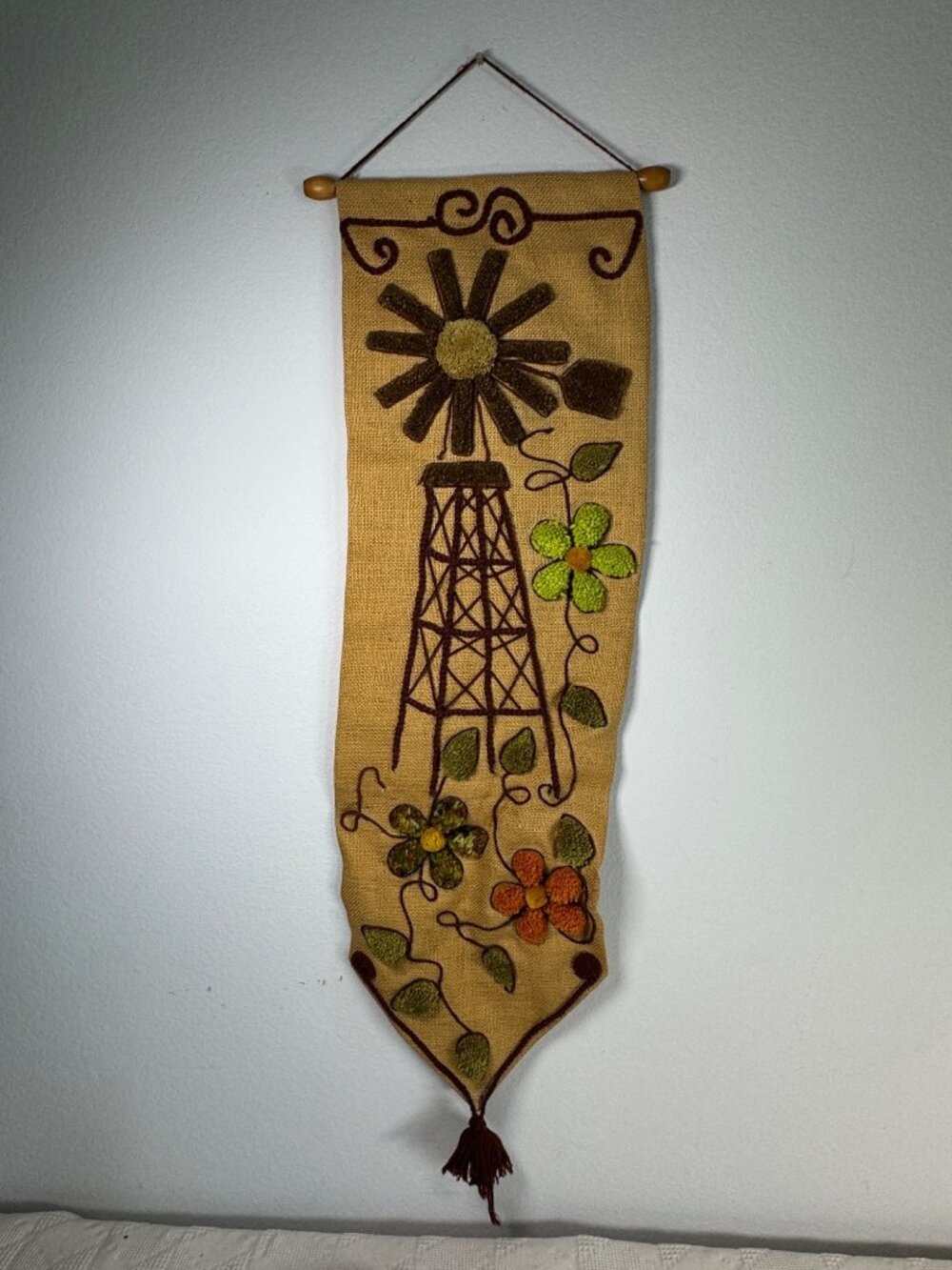 Handcrafted Burlap Yarn Wall Hanging w Windmill Floral Design 1970s Vintage